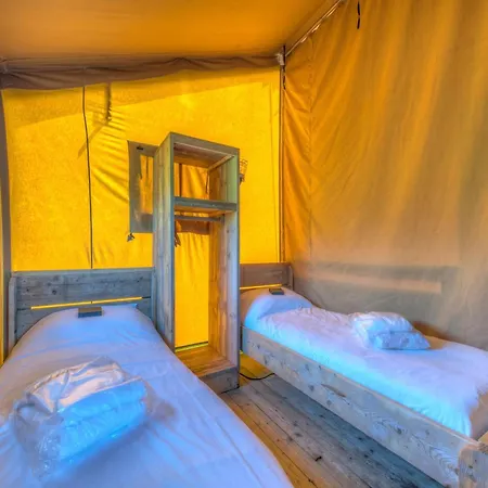 Tent With Kitchen, Just 10km From Breda Campo de lujo *