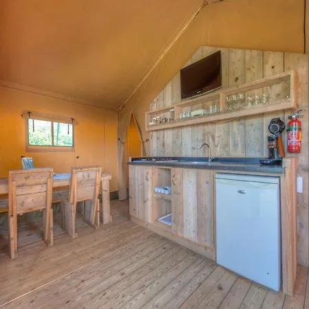Tent With Kitchen, Just 10km From Breda